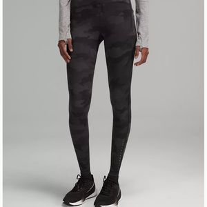 EUC swiftly tech high rise dark camo leggings w pockets, 25” inseam